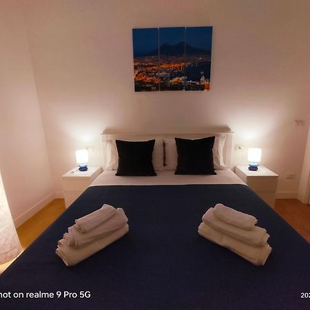 Le Follie Parthenopee Bed & Breakfast Napoli Eksteriør bilde