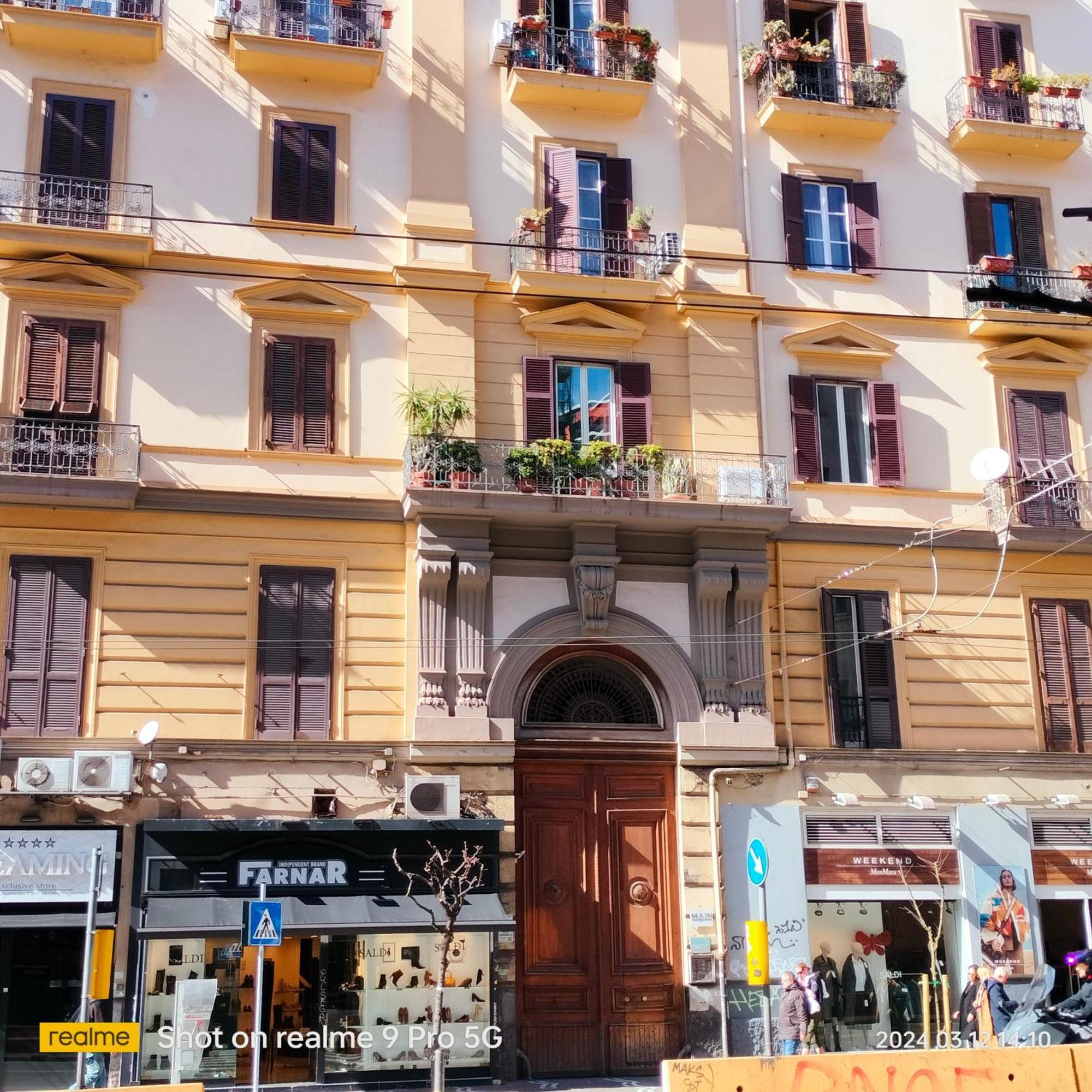 Le Follie Parthenopee Bed & Breakfast Napoli Eksteriør bilde