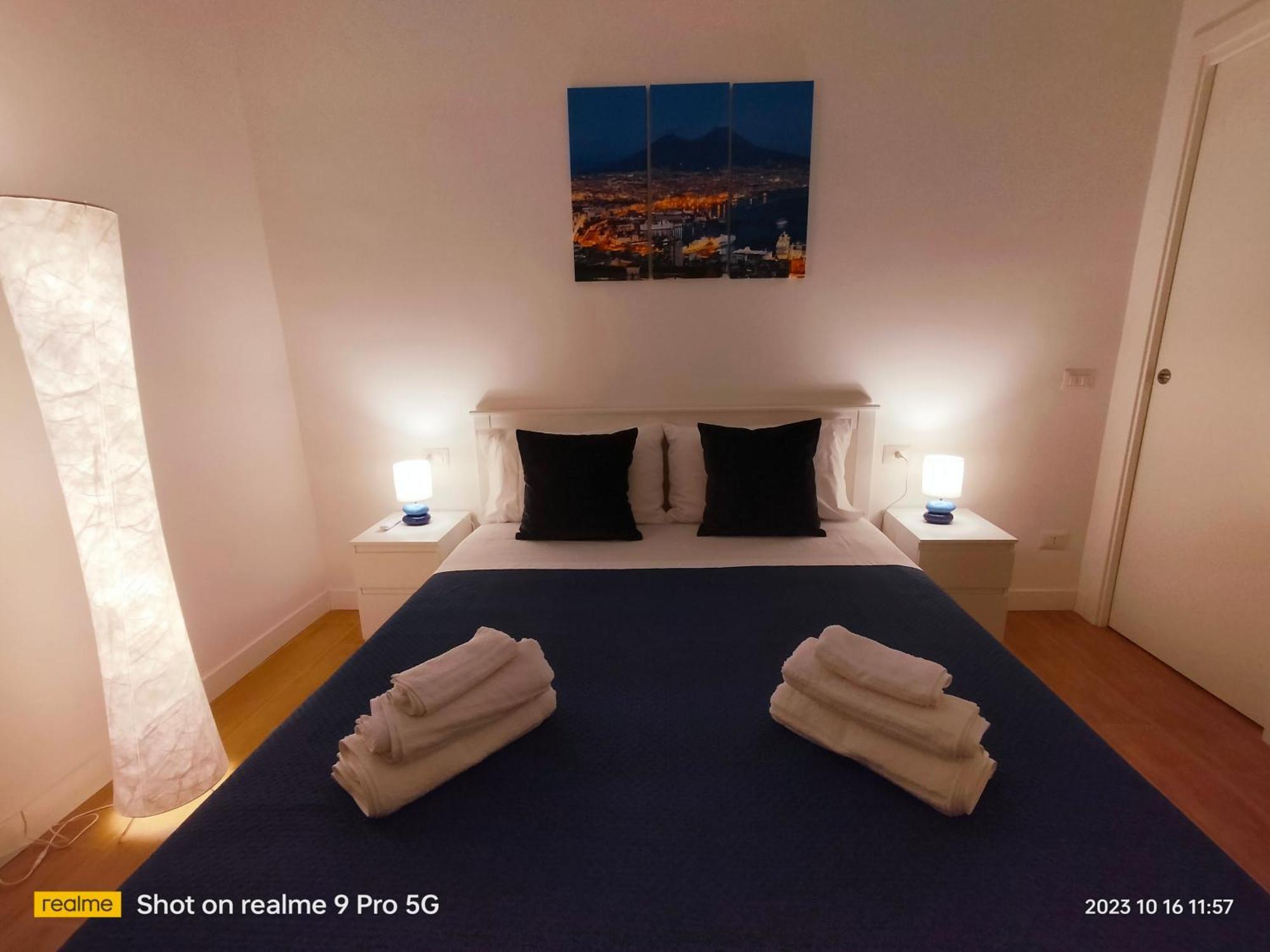 Le Follie Parthenopee Bed & Breakfast Napoli Eksteriør bilde
